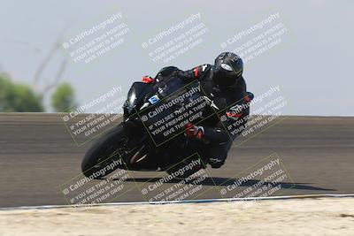 media/Sep-20-2025-TrackDaz (Sat) [[27f0cde673]]/B Group/1120am (Turn 2)/